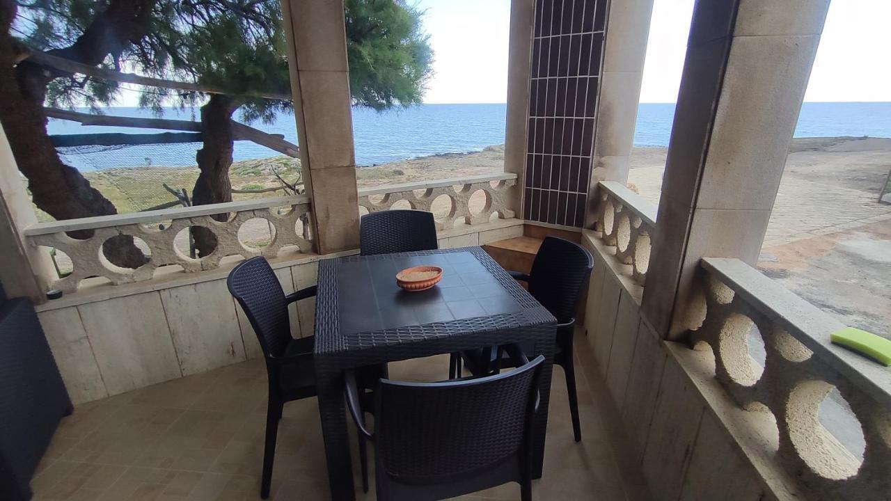 Casa Fronte Mare Villa Марина ди Манкаверза Екстериор снимка