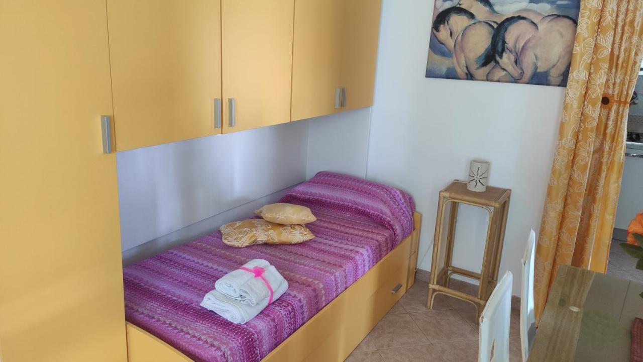 Casa Fronte Mare Villa Марина ди Манкаверза Екстериор снимка